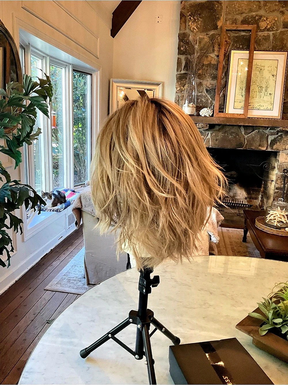 Belle Tress Chicago in Raw Sugar Blonde-R